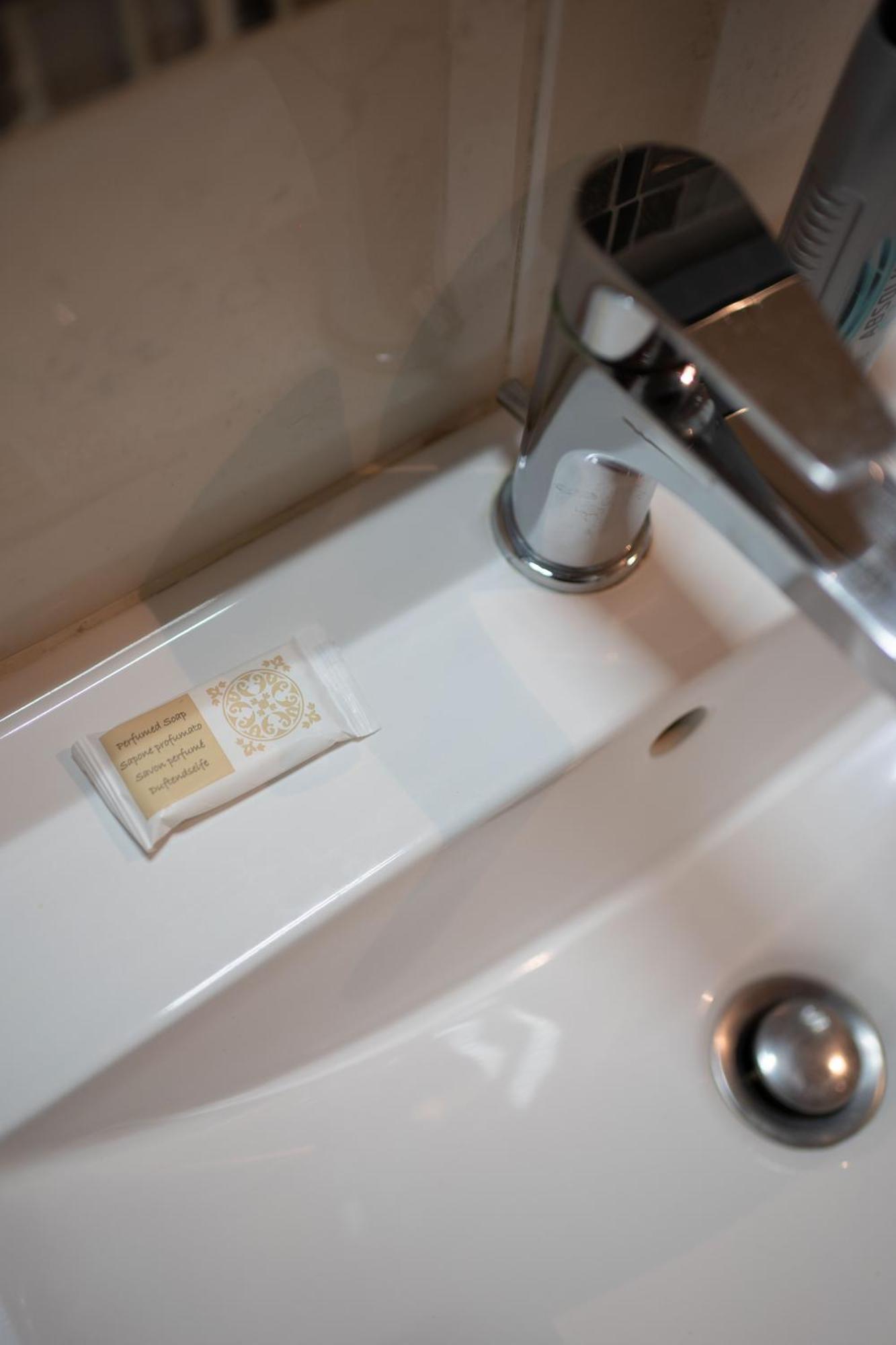 Un Salto Al Vomero By Dimorra Napoli Eksteriør billede