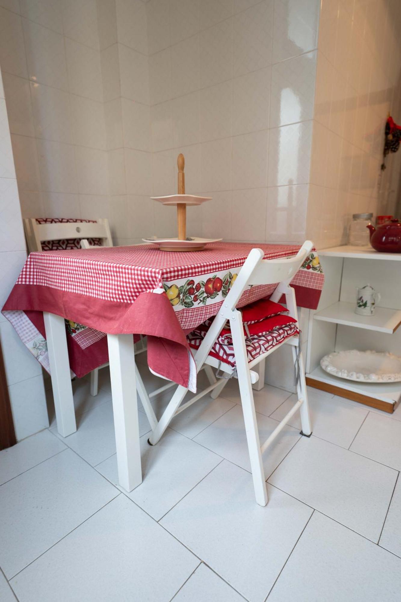 Un Salto Al Vomero By Dimorra Napoli Eksteriør billede